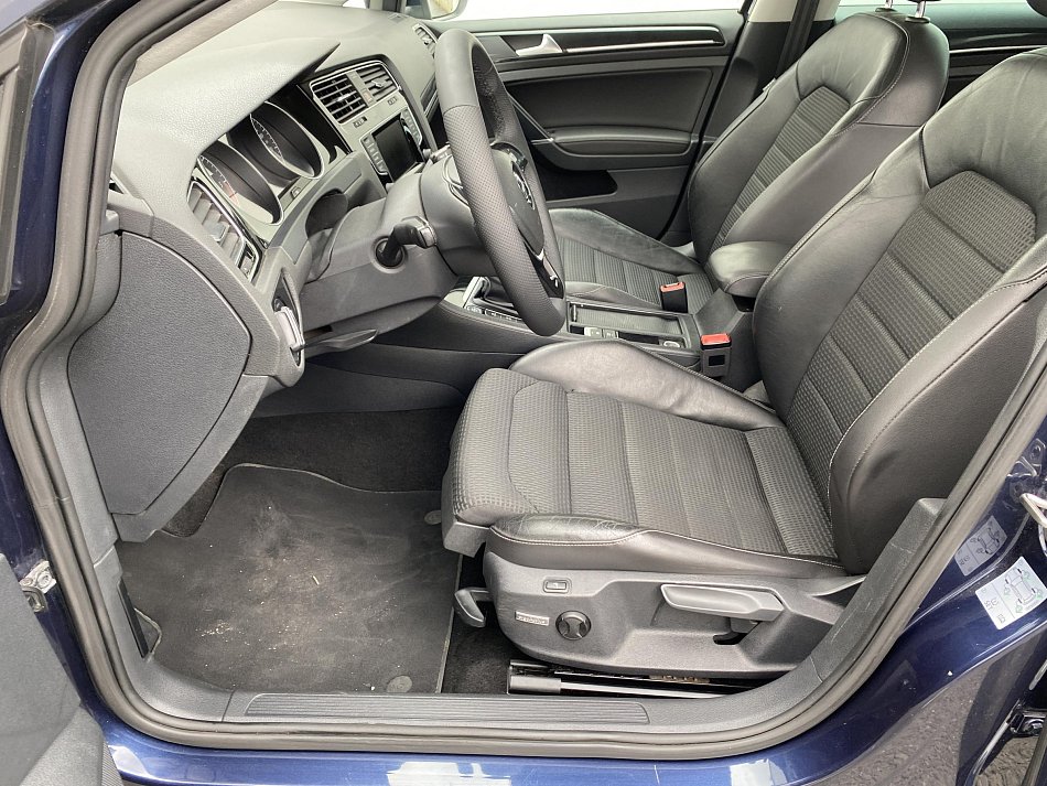 Volkswagen Golf 2.0 TDi Highline