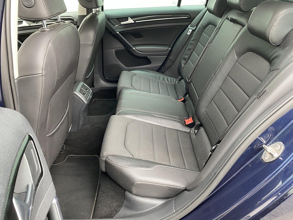Volkswagen Golf 2.0 TDi Highline
