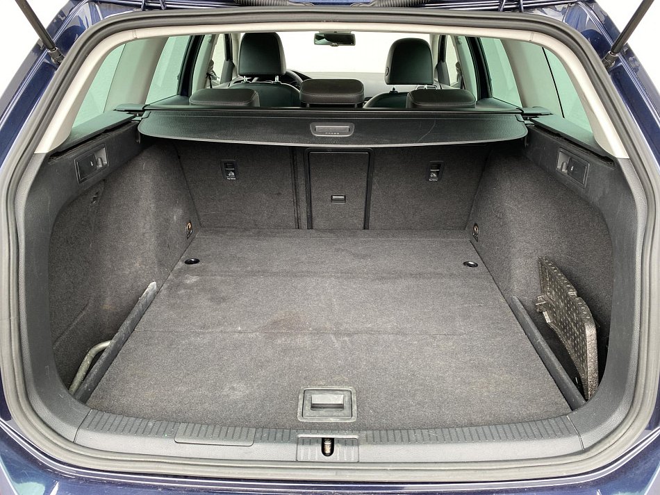 Volkswagen Golf 2.0 TDi Highline