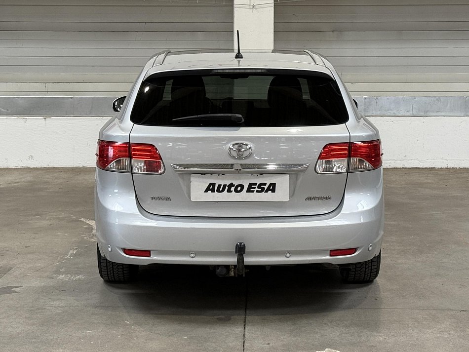 Toyota Avensis 2.2 D-CAT 