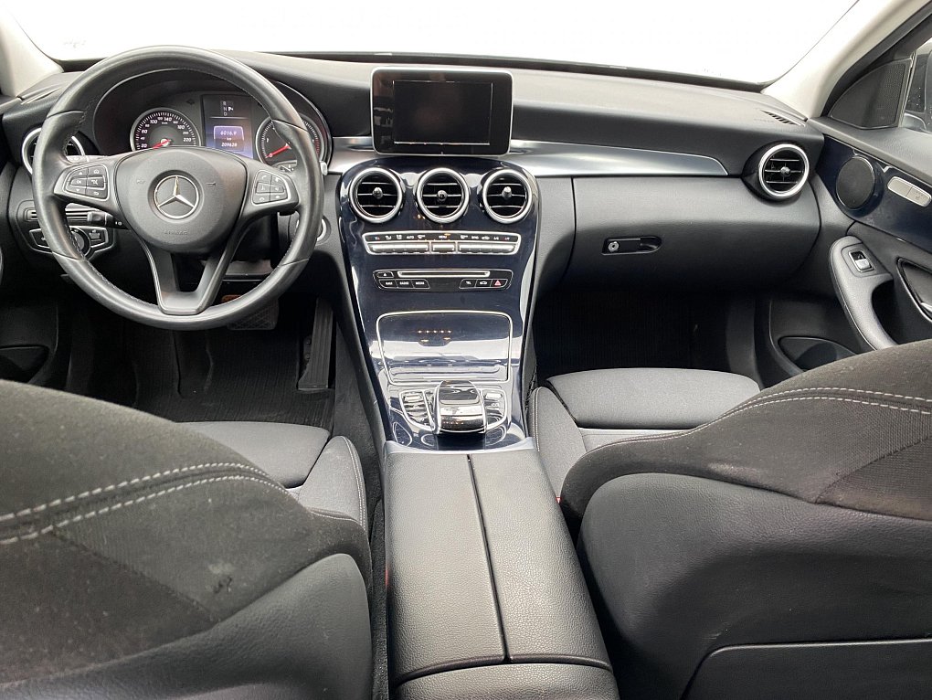 Mercedes-Benz Třída C 2.2CDi  C220