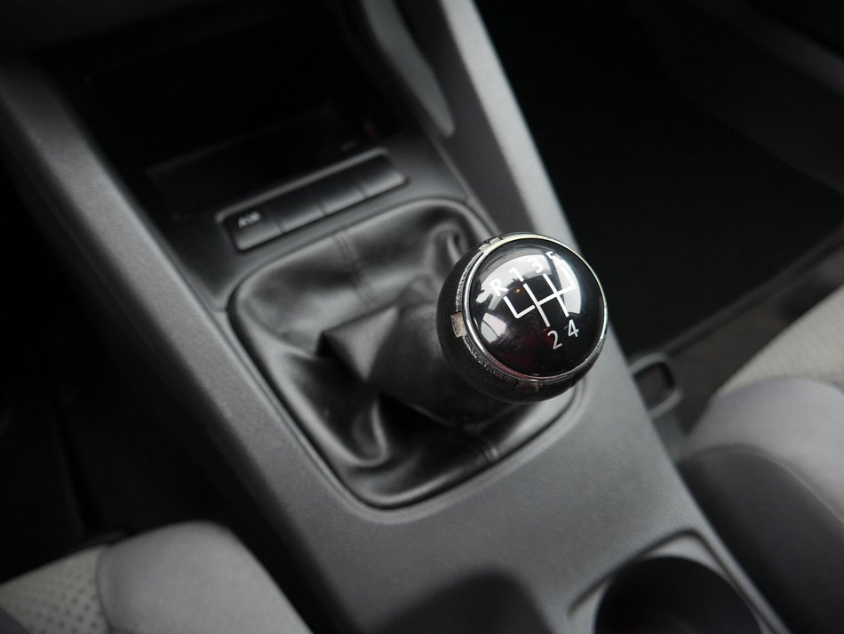 Volkswagen Golf 1.6i 