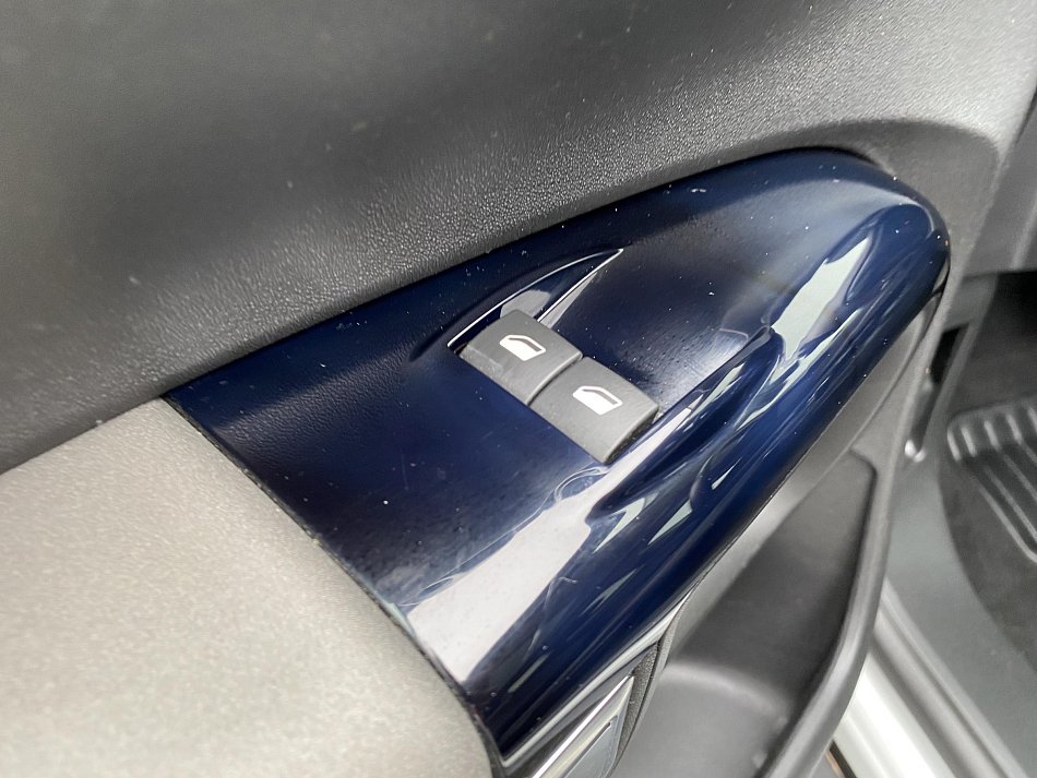 Citroën C4 Cactus 1.2 PT Shine