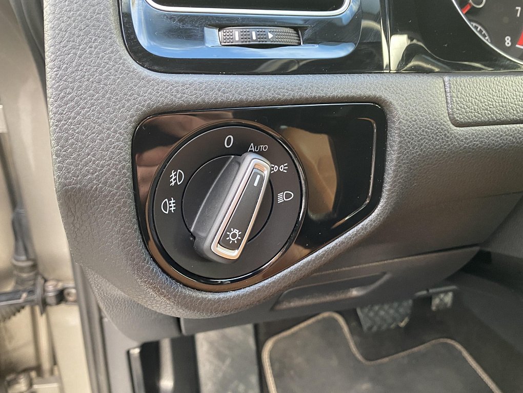 Volkswagen Golf 1.4 TSi 