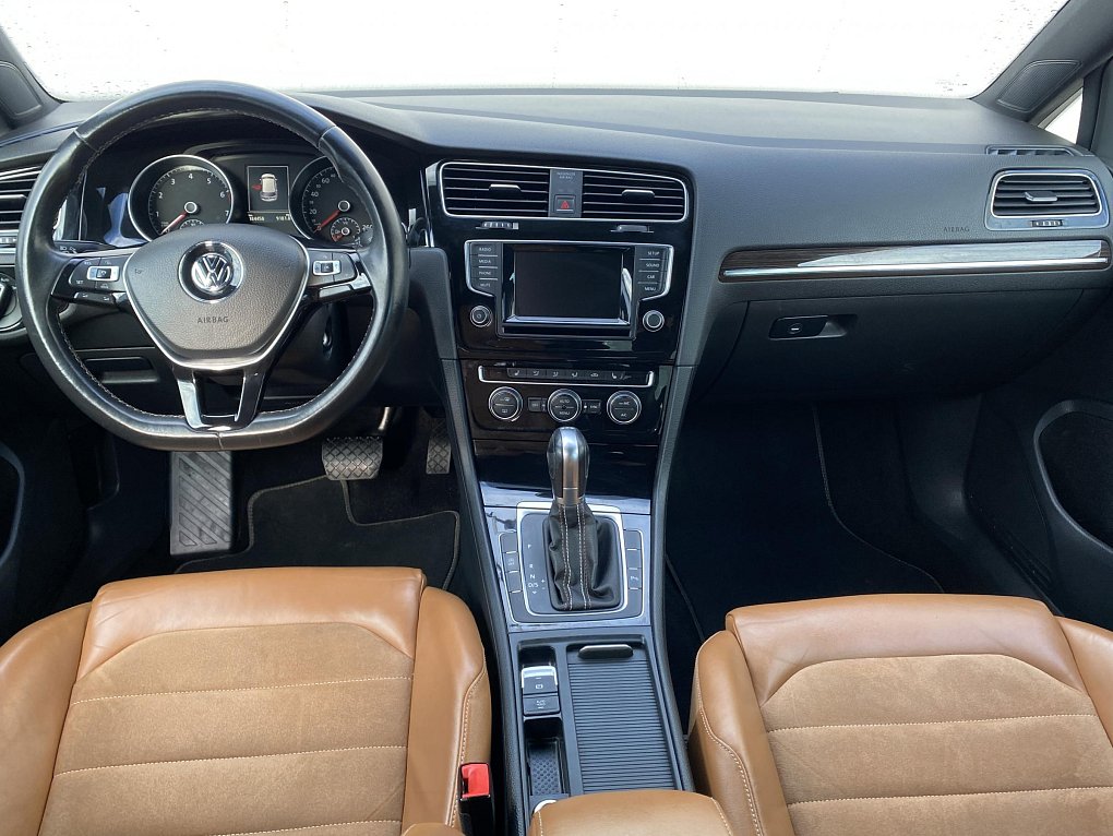 Volkswagen Golf 1.4 TSi 