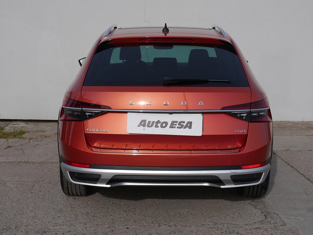 Škoda Superb III 2.0 TSi Scout 4x4
