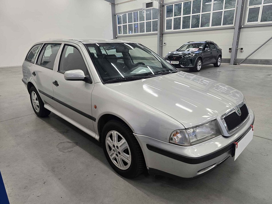 Škoda Octavia 1.8i 