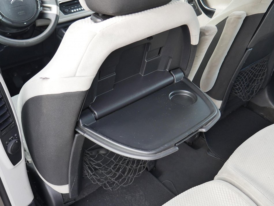 Citroën C4 Picasso 1.8i 