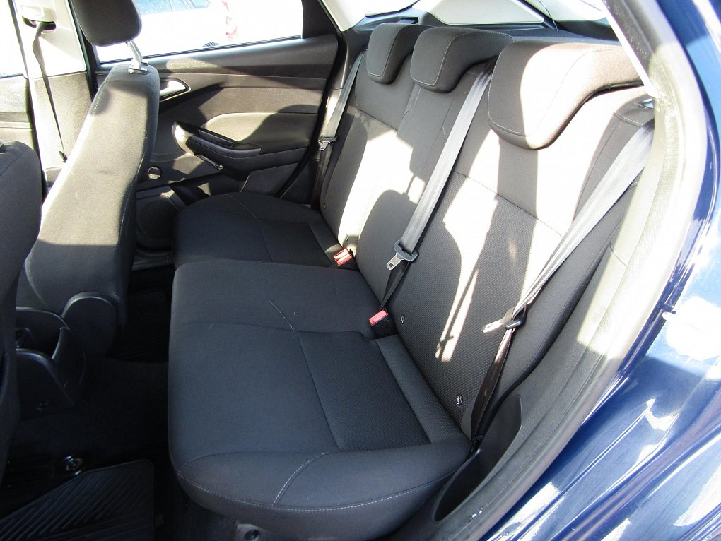 Ford Focus 1.6i 