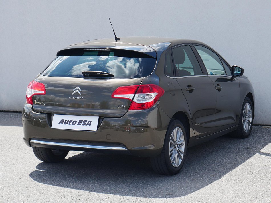 Citroën C4 1.6i 