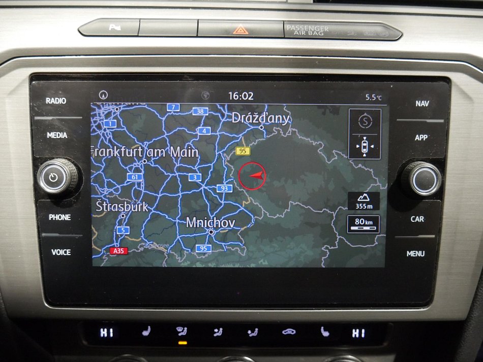 Volkswagen Passat 2.0 TDi Trendline