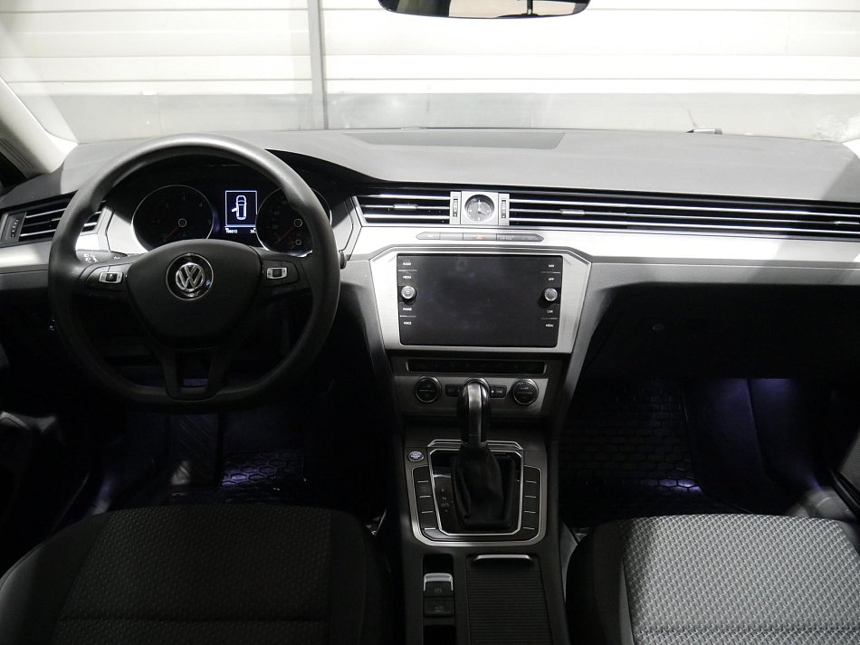 Volkswagen Passat 2.0 TDi Trendline