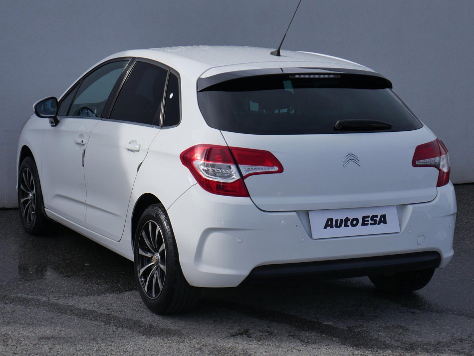 Citroën C4 1.6i 