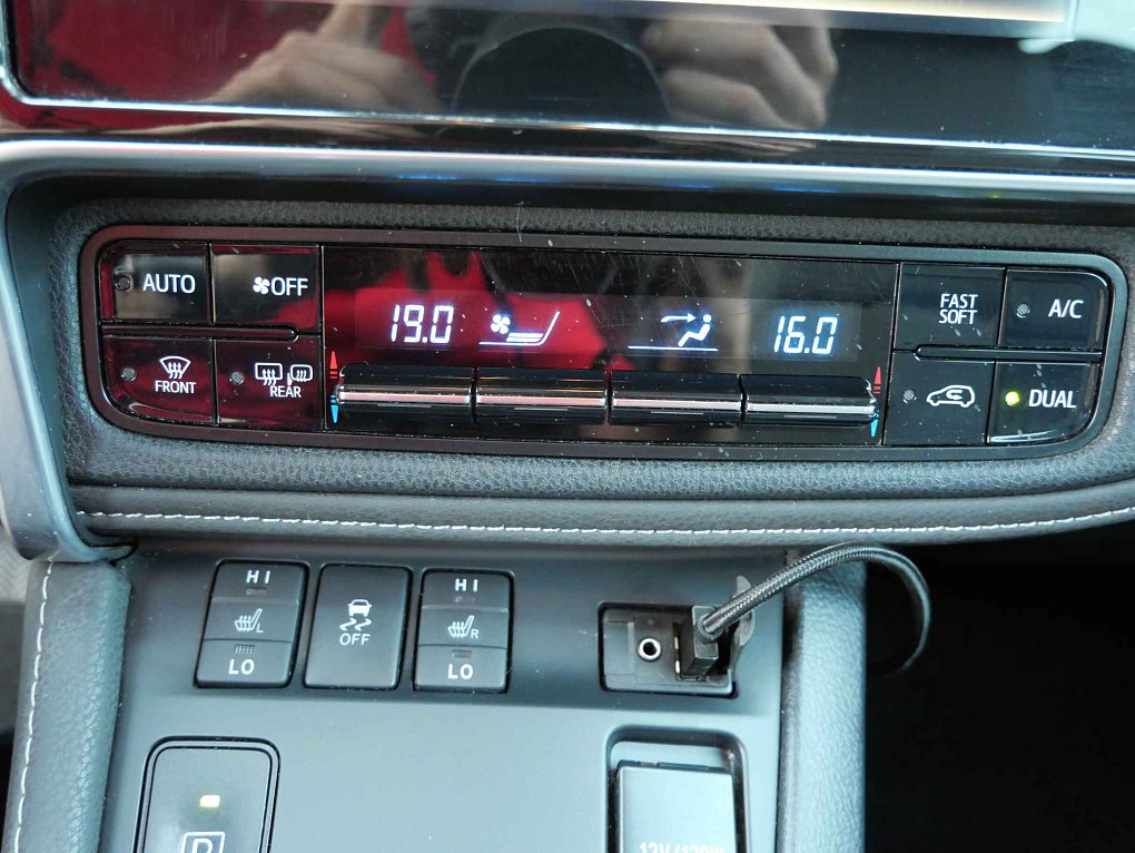 Toyota Auris 1.8HSD 