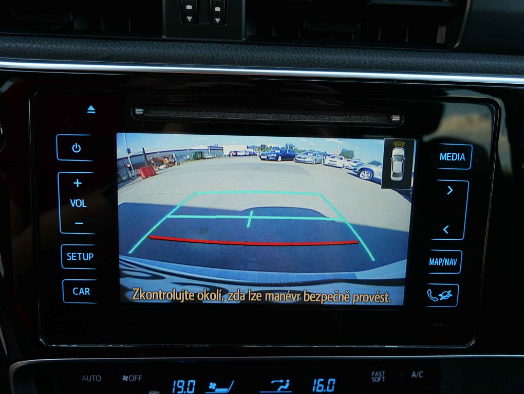 Toyota Auris 1.8HSD 