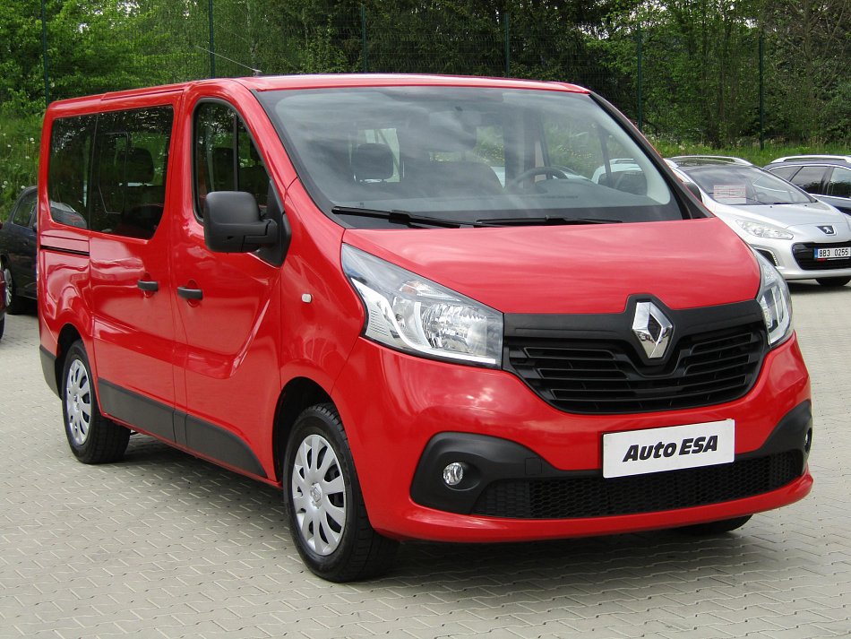 Renault Trafic 1.6dCi  8míst