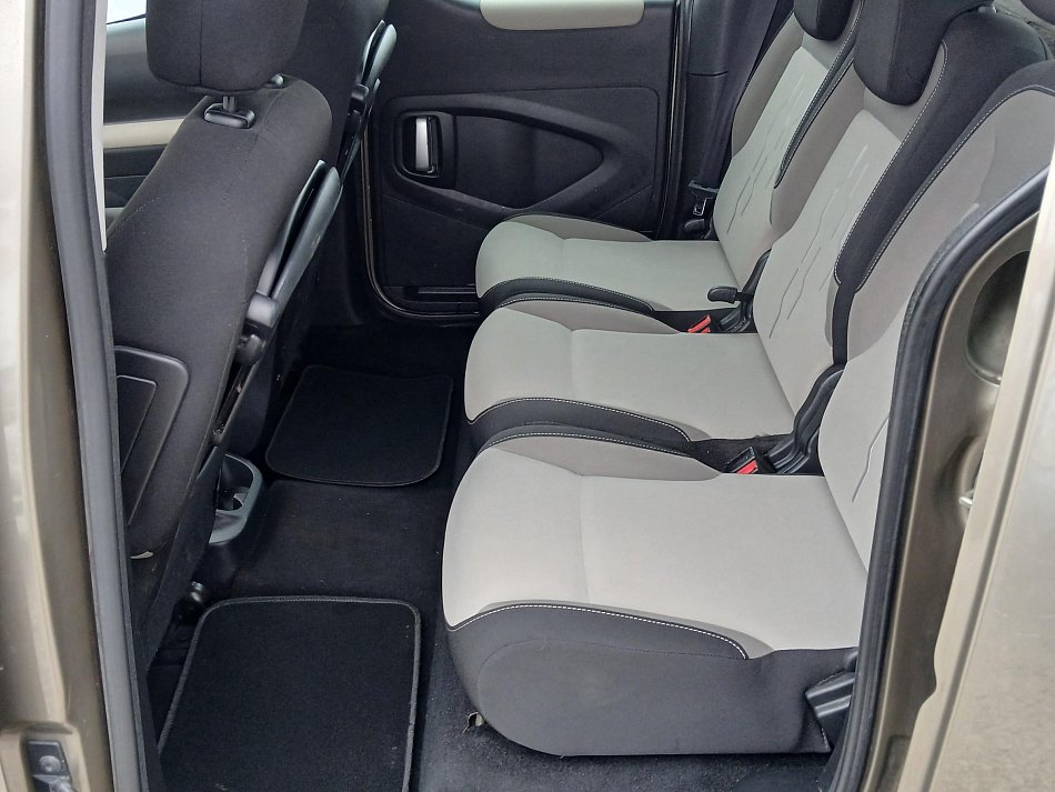 Peugeot Partner 1.6HDi  Tepee