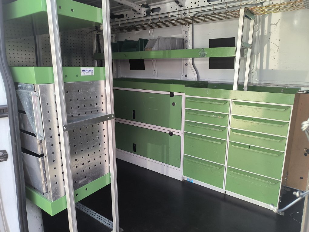 Renault Master 2.3dCi  L1H1 DÍLNA