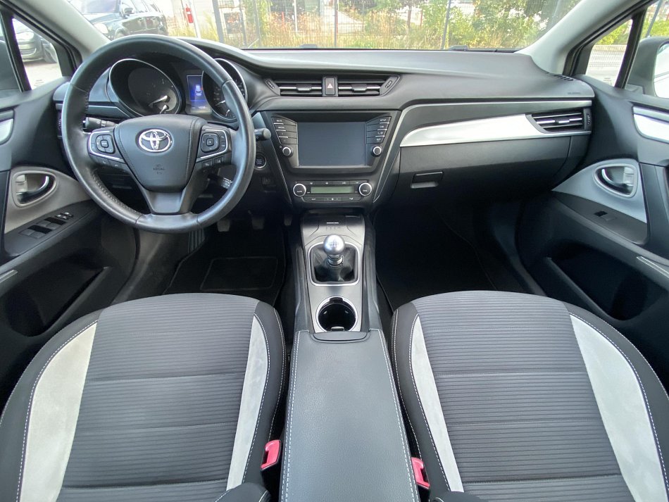 Toyota Avensis 1.6D 