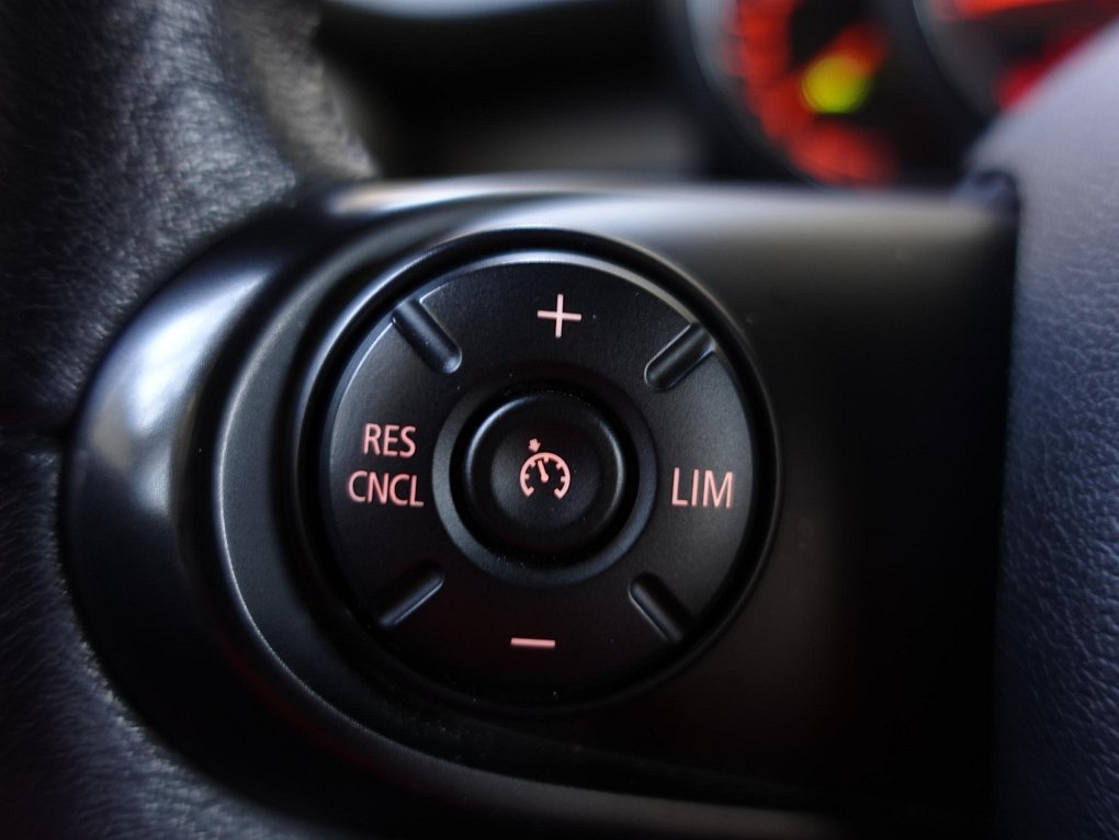 Mini Cooper 1.5i 