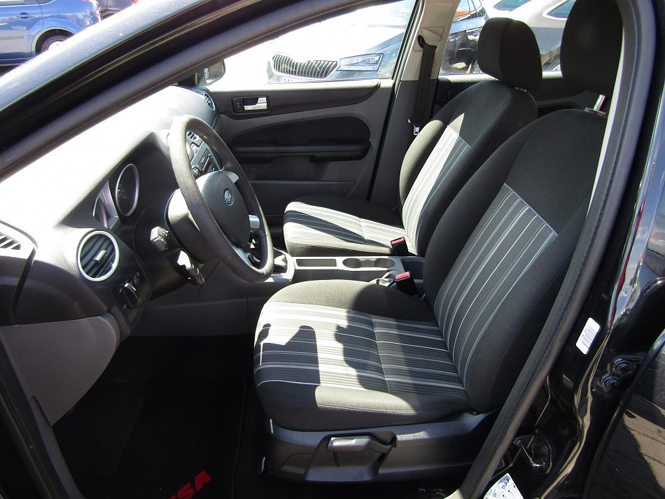 Ford Focus 1.6 i 
