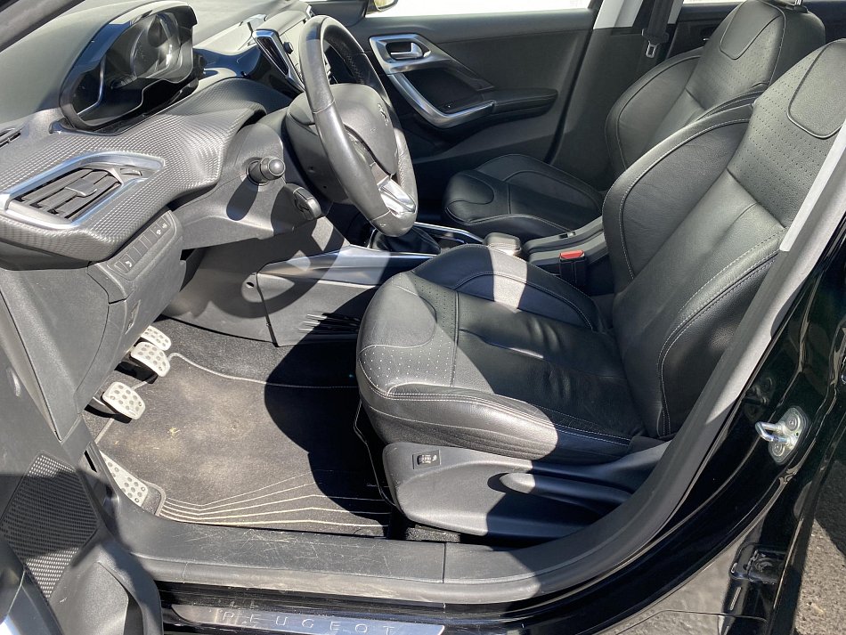 Peugeot 2008 1.6 VTi 