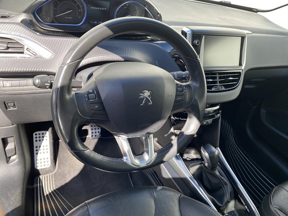 Peugeot 2008 1.6 VTi 