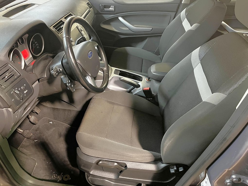 Ford Kuga 2.0 TDCi Champions