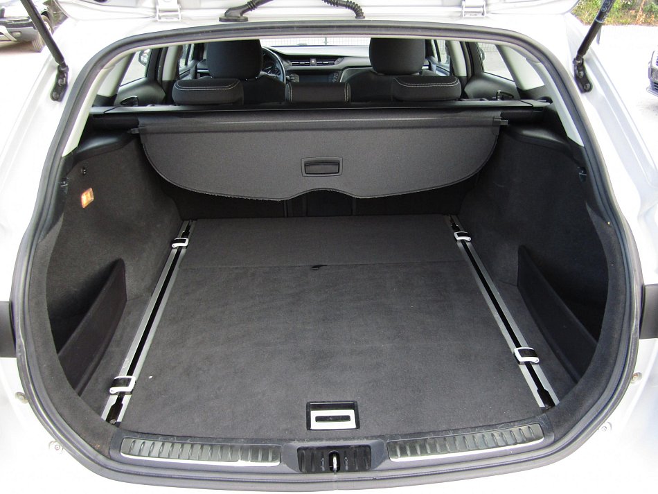 Toyota Avensis 1.6 D4-D 