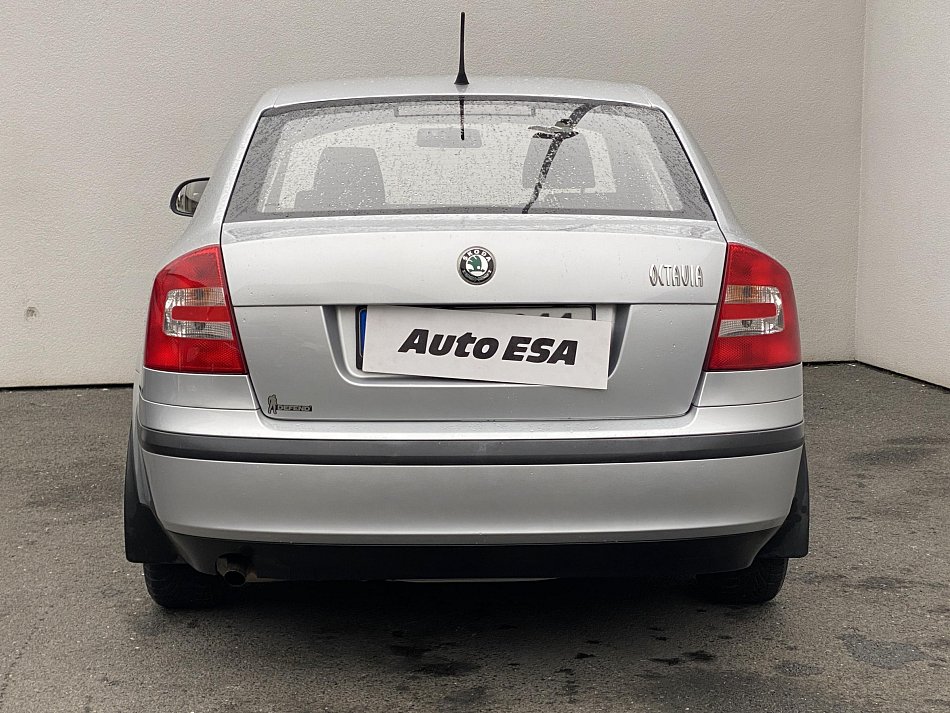 Škoda Octavia 1.6 MPI 