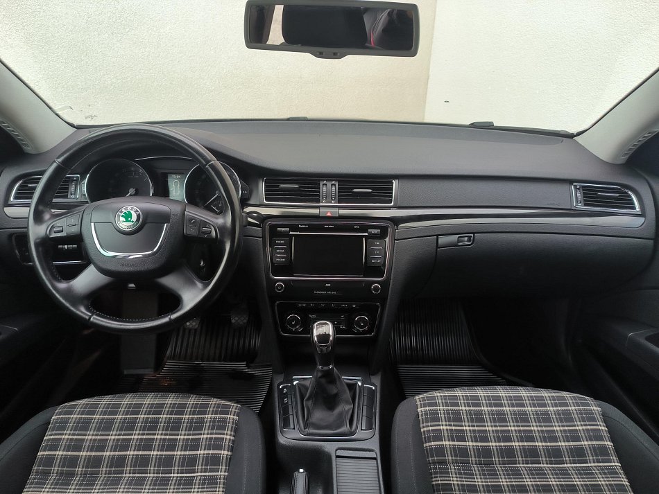 Škoda Superb II 2.0 TDi Family