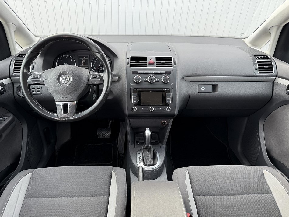 Volkswagen Touran 2.0 TDi 