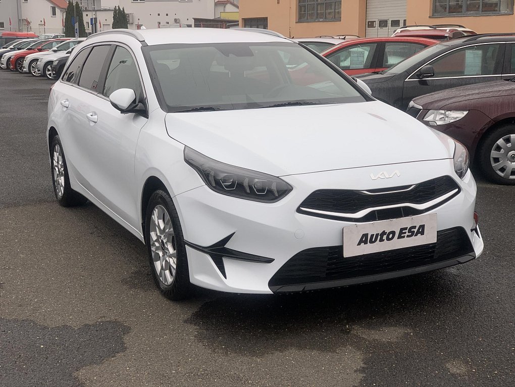 Kia Ceed 1.5 T-GDi TOP