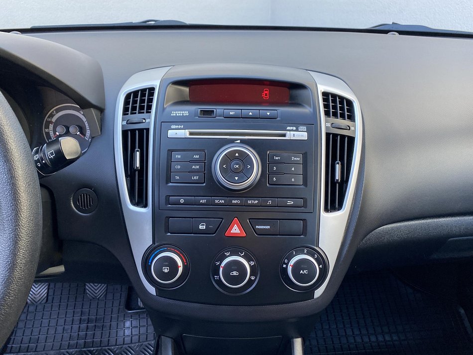 Kia Ceed 1.4i  CW