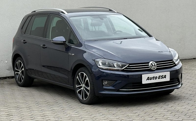 Volkswagen Sportsvan 2.0 TDi Lounge