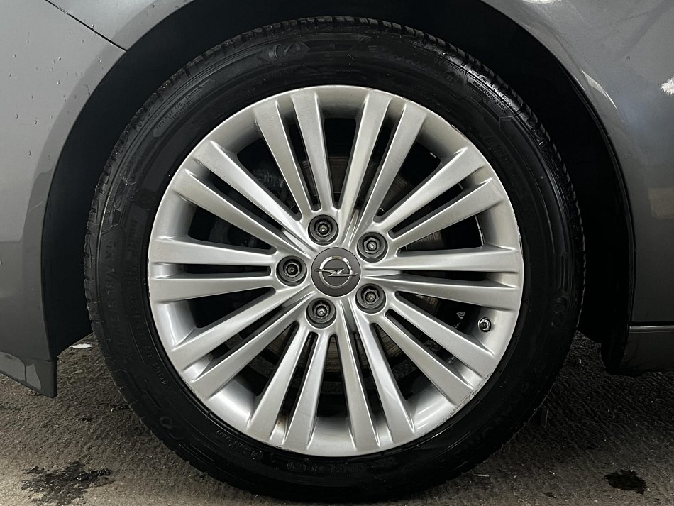 Opel Insignia 2.0CDTi  4x4