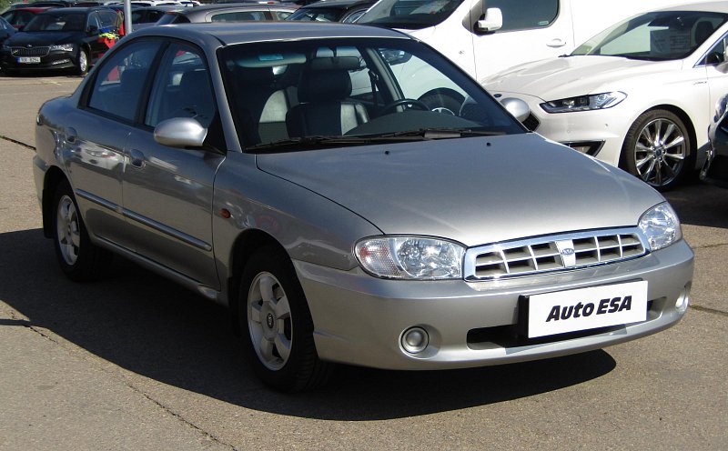 Kia Shuma 1.6i 