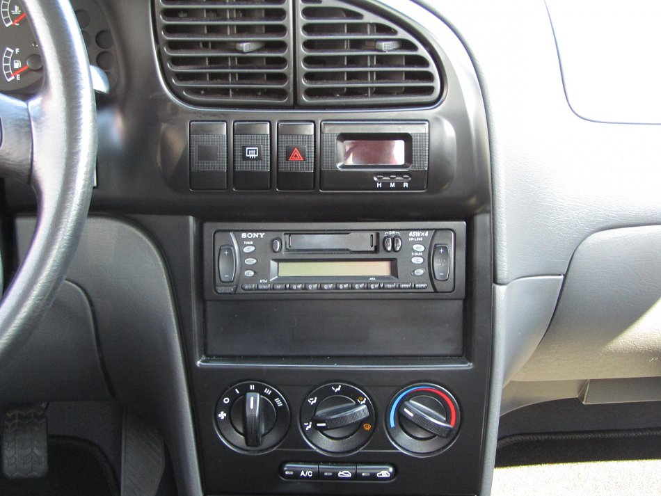 Kia Shuma 1.6i 