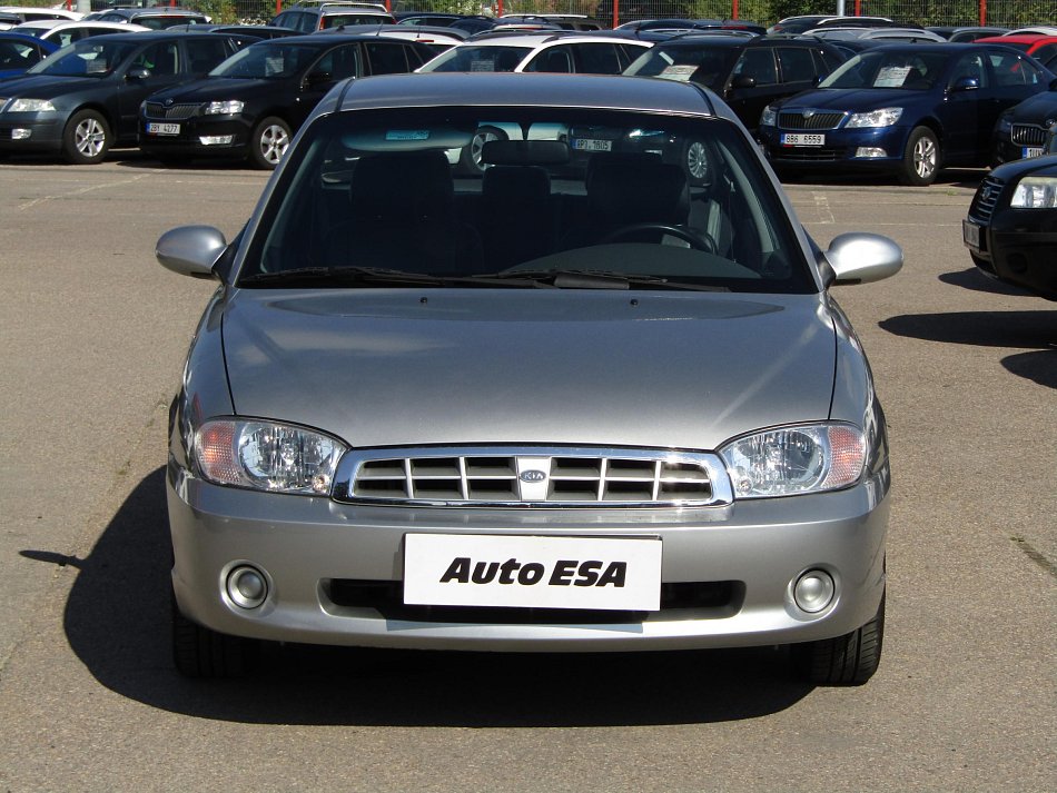 Kia Shuma 1.6i 