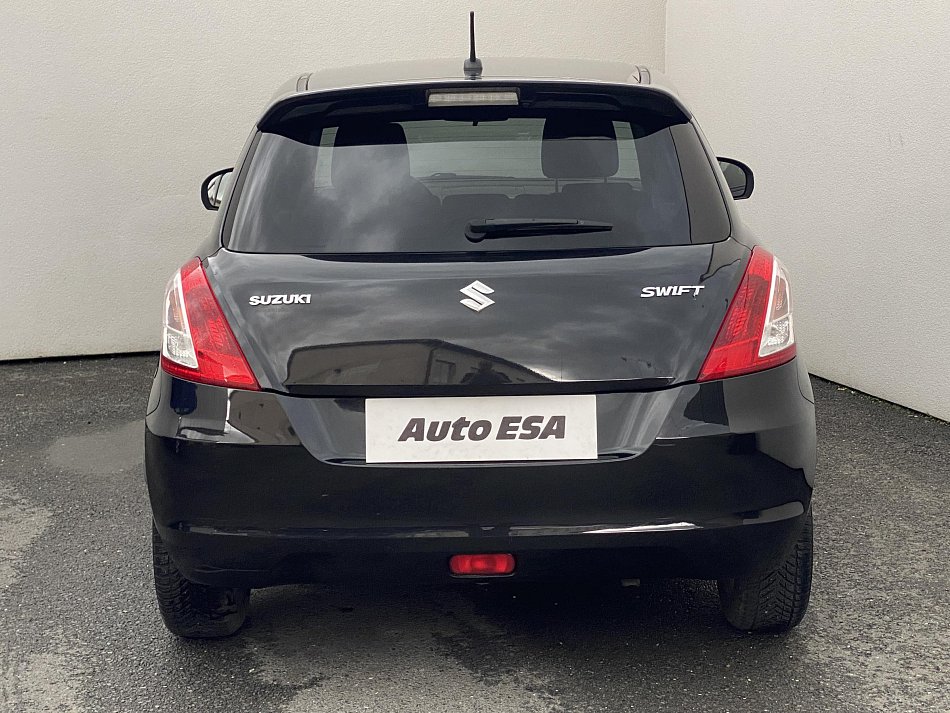 Suzuki Swift 1.2i 