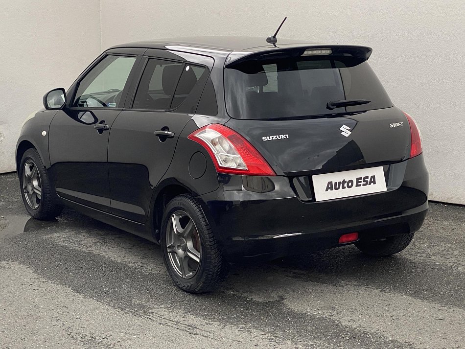Suzuki Swift 1.2i 