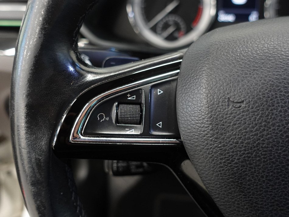 Škoda Superb III 2.0 TDi Style 4x4