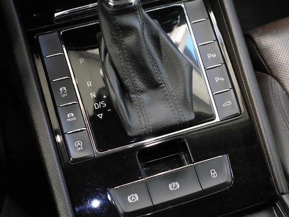 Škoda Superb III 2.0 TDi Style 4x4