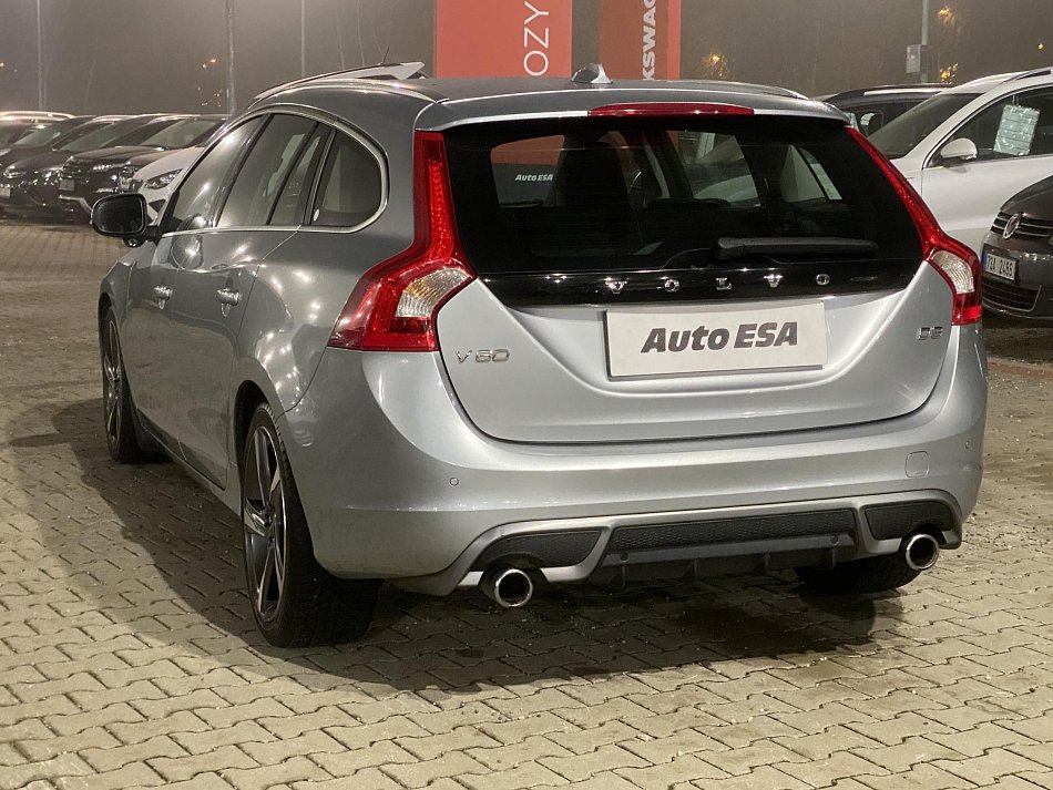 Volvo V60 2.0 D3 