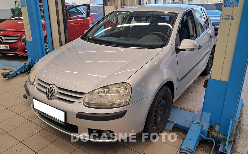 Volkswagen Golf 1.6 i 