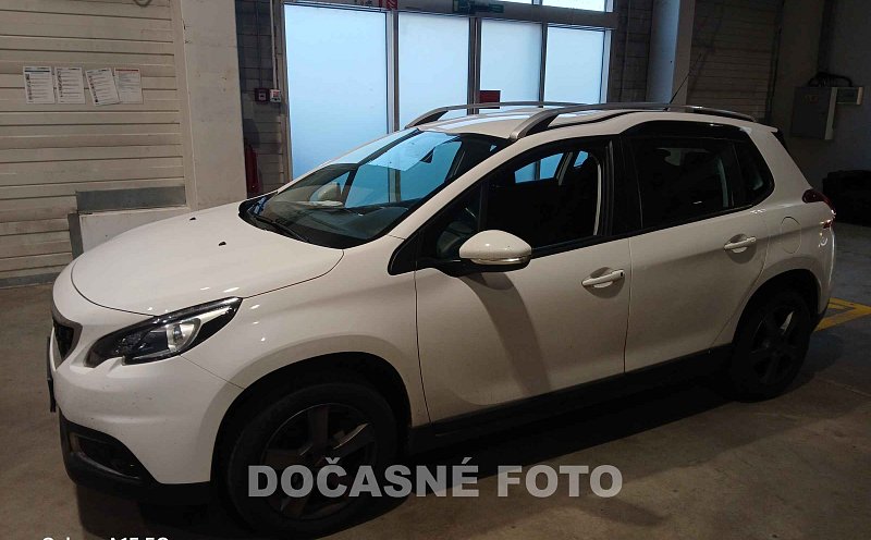 Peugeot 2008 1.2 PT 