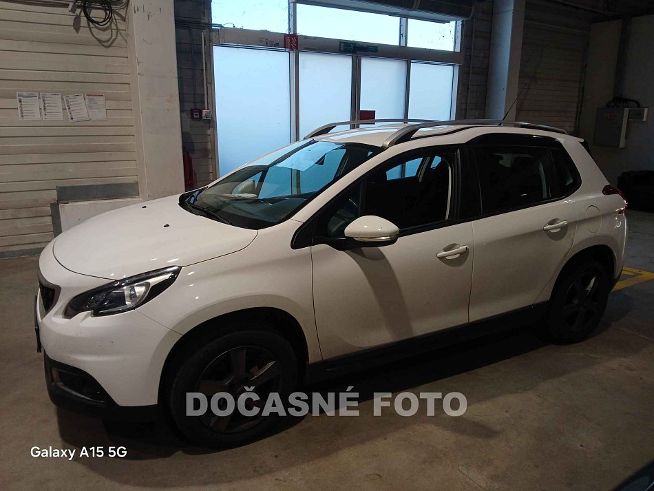 Peugeot 2008 1.2 PT 