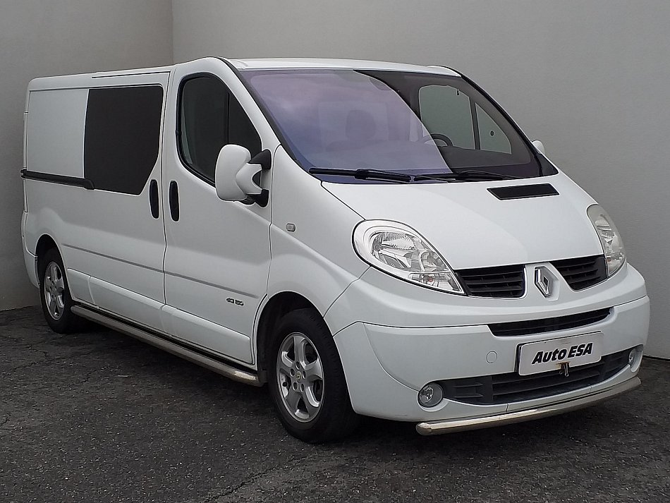 Renault Trafic 2.5dCi  L2 5míst