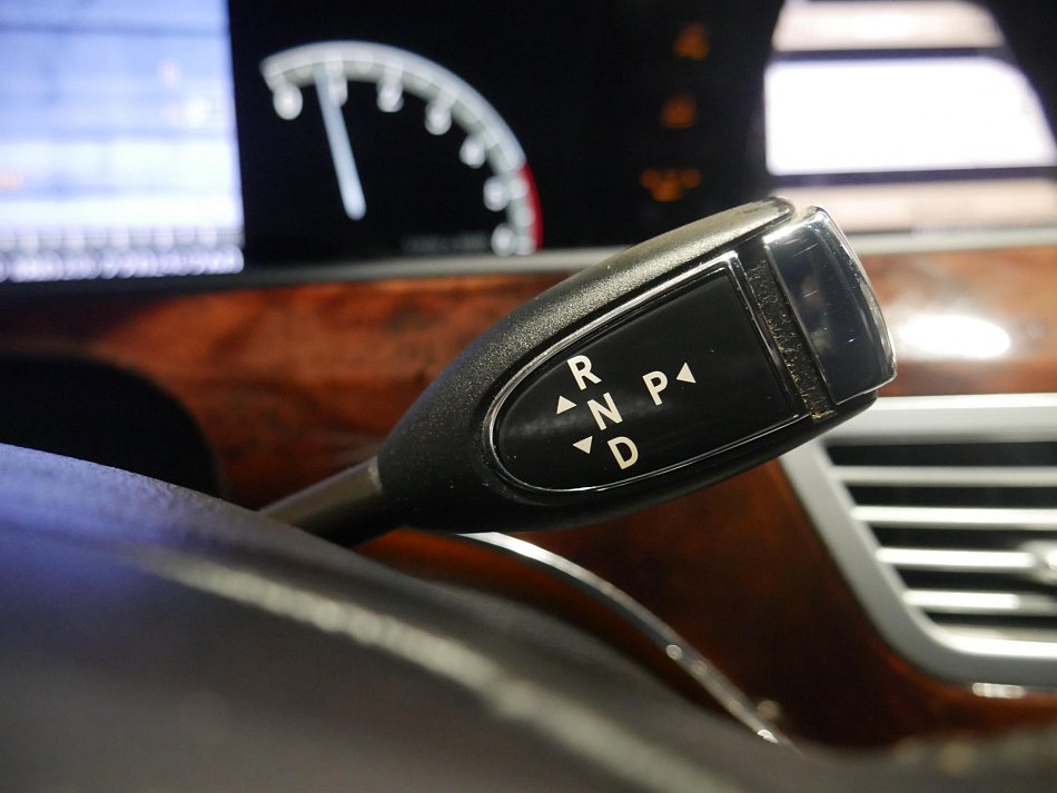 Mercedes-Benz Třída S 3.0 CDi  S320