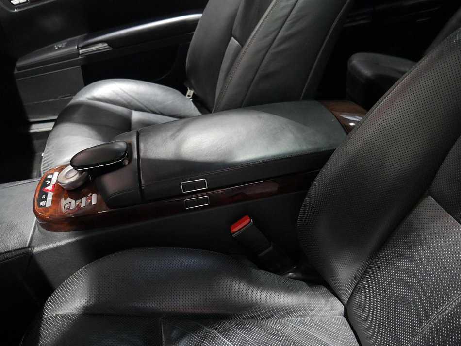 Mercedes-Benz Třída S 3.0 CDi  S320